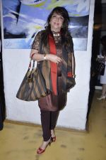 Zarine Khan at the launch of Rouble Nagi_s exhibition in Olive, Mumbai on 23rd Oct 2012 (23).JPG